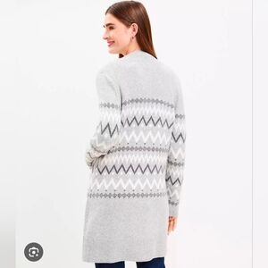 LOFT Gray and White Patterned Cardigan